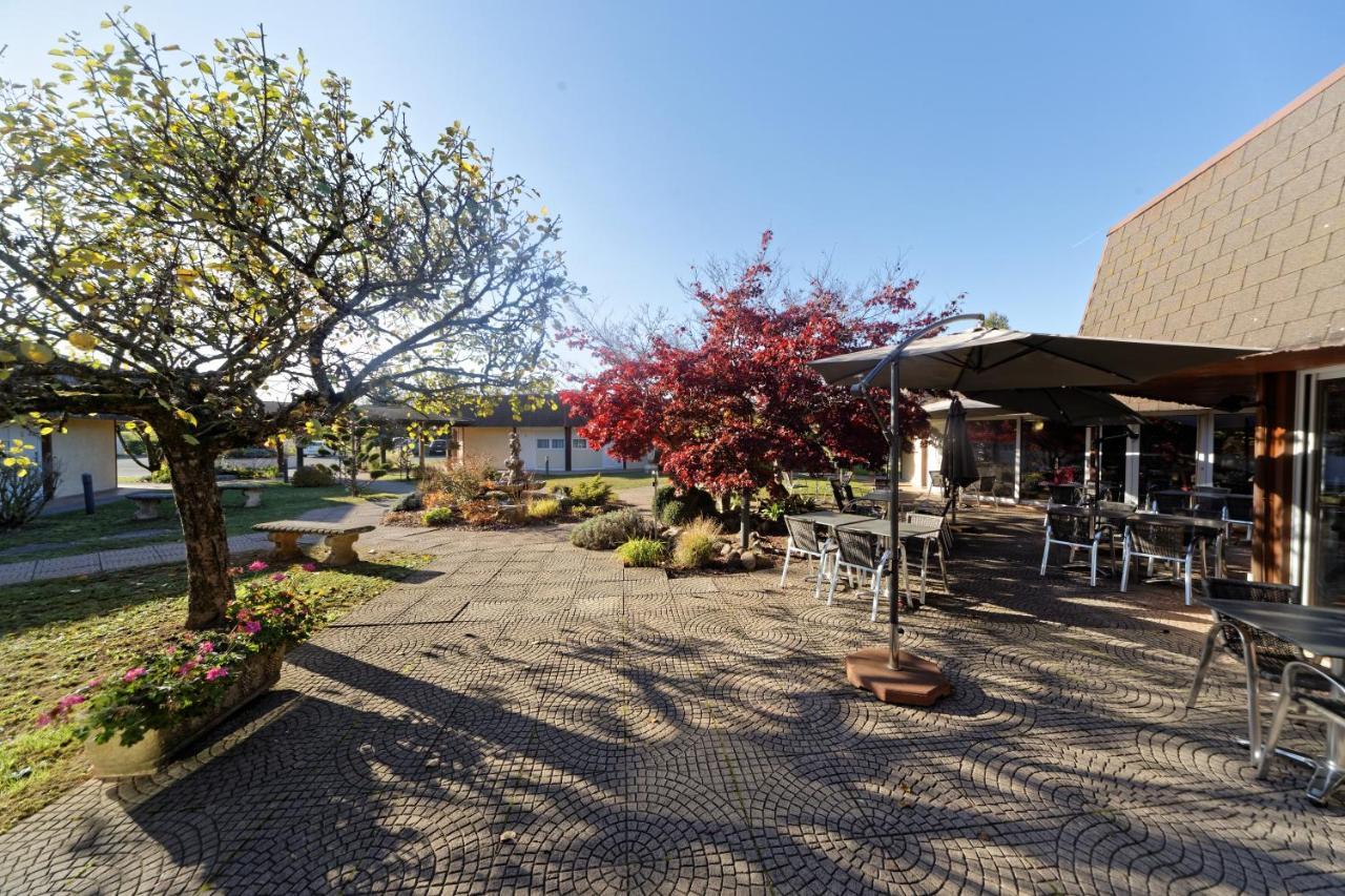 Charme Hotel, Montbeliard Sud Εξωτερικό φωτογραφία