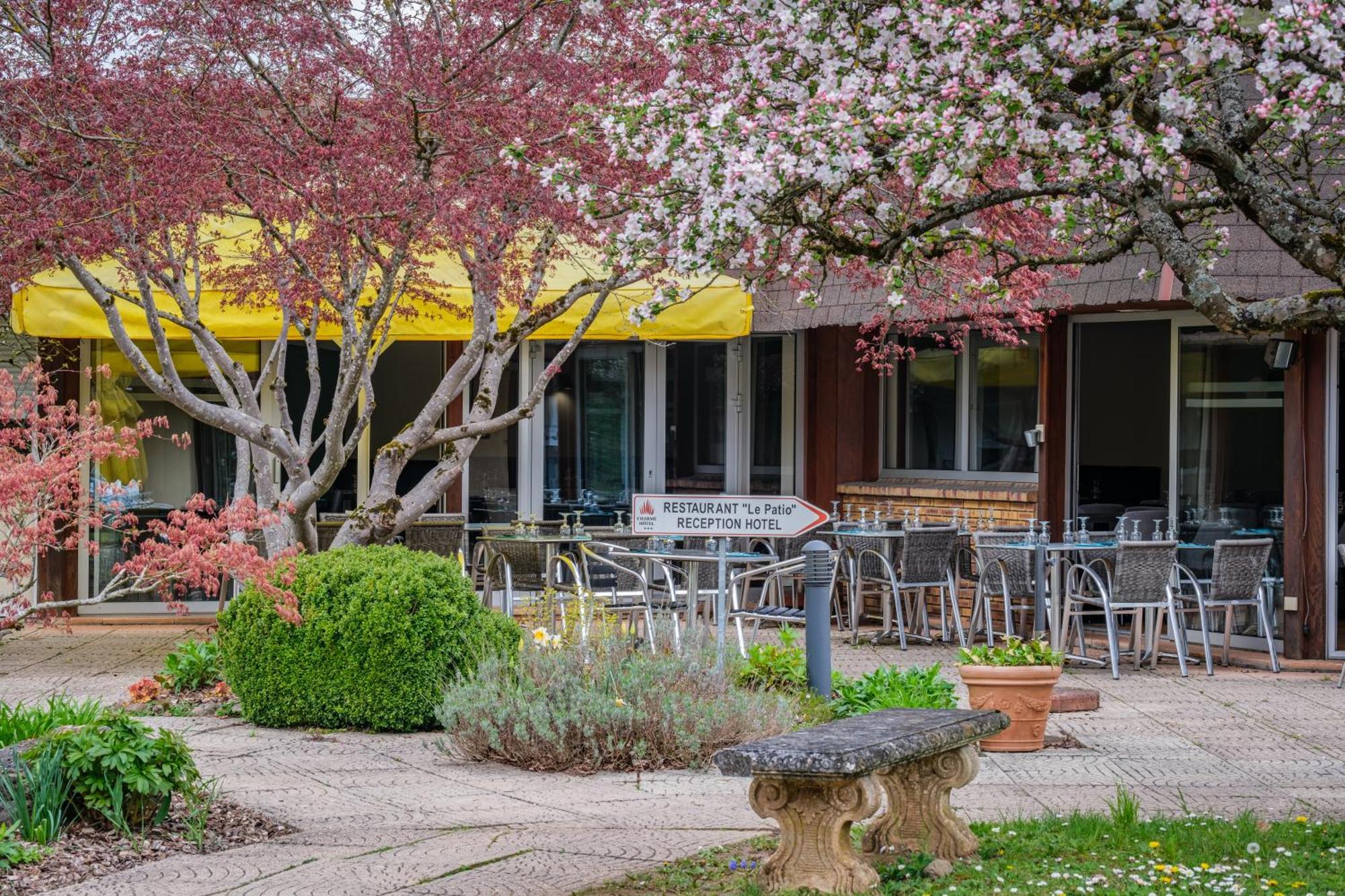 Charme Hotel, Montbeliard Sud Εξωτερικό φωτογραφία