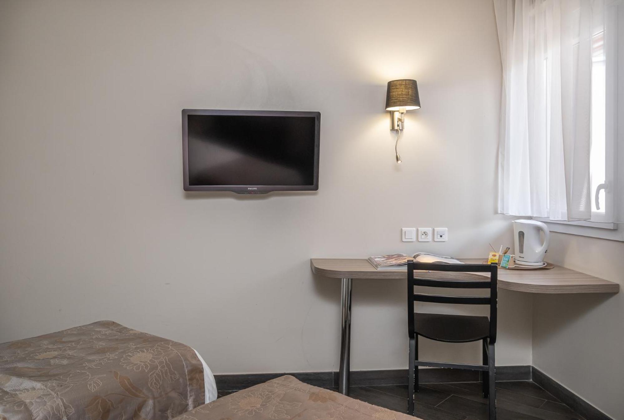 Charme Hotel, Montbeliard Sud Εξωτερικό φωτογραφία