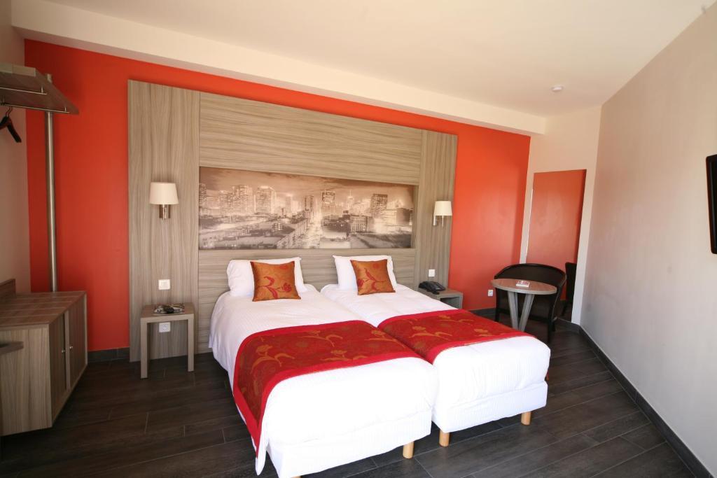 Charme Hotel, Montbeliard Sud Δωμάτιο φωτογραφία